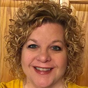 Meet your Posher, Pam